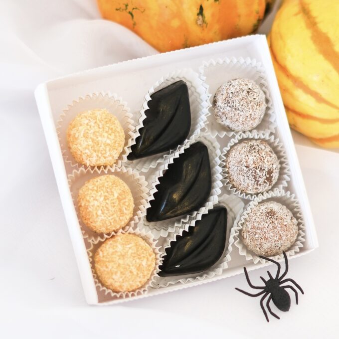 Halloween chocolate box with black lips