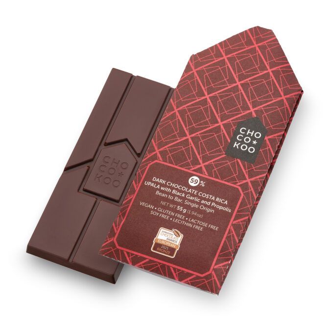Costa Rica Upala 59% dark chocolate with black garlic and propolis, front of package.